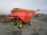 Gravity Wagon w/Auger on Jd Gear