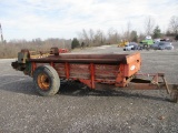 New Idea 213 Spreader