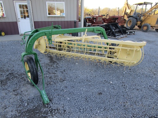 John Deere 660 Dolly Rake