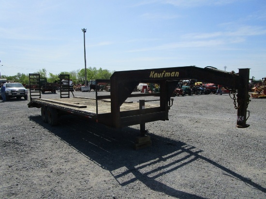 Kaufman Gooseneck Trailer