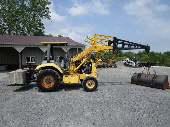 New Holland LV80 Loader Tractor