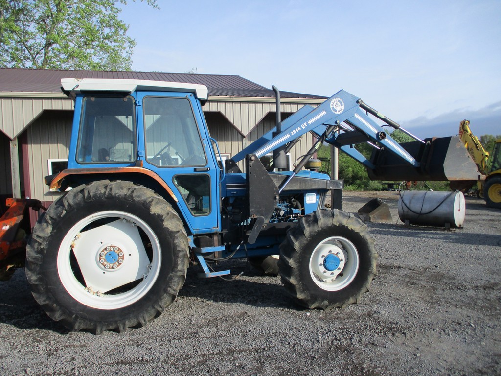 Ford 7810 Series 2 w/Loader | Proxibid