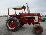 IH 1066 Tractor