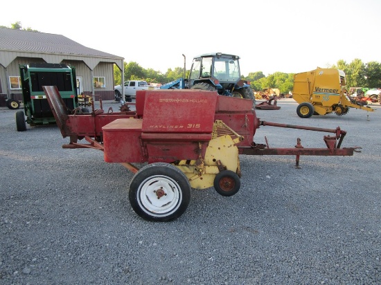 NEW HOLLAND 315 SQ BALER