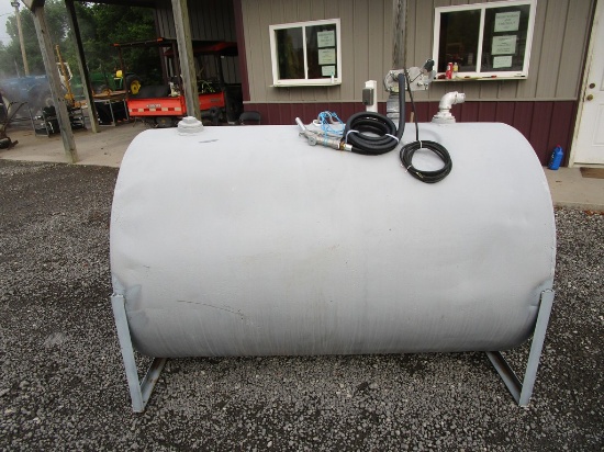 500 GALLON FUEL TANK ON CART