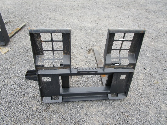 WALK THROUGH PALLET FORK