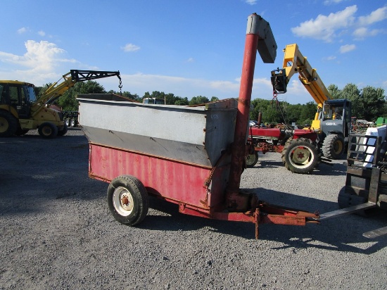 KNOEDLER FEED CART