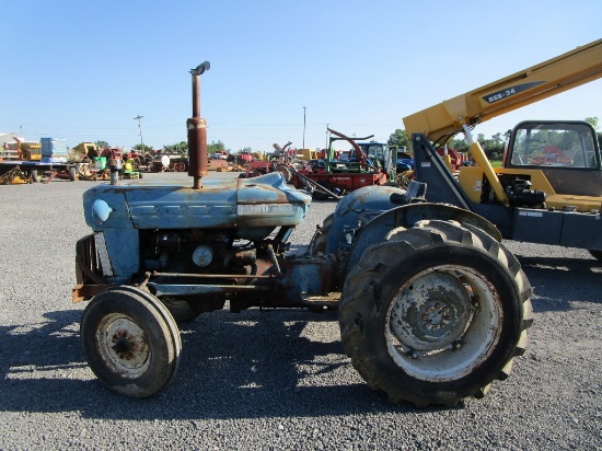 FORD 3000 TRACTOR