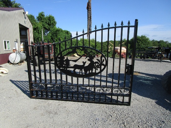 ELK DRIVE WAY GATES