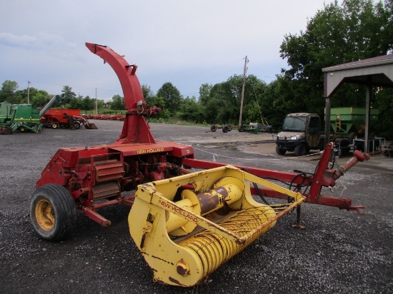 NEW HOLLAND 782 CHOPPER W/ HAY HEAD