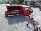 MASSEY FURGUSON 124 SQ BALER