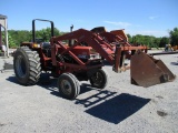 CASE 685 2WD TRACTOR W/ CASE LOADER 2250 LOADER