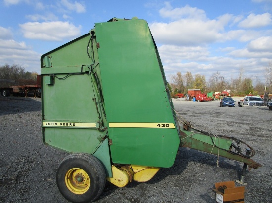 JD 430 RD BALER