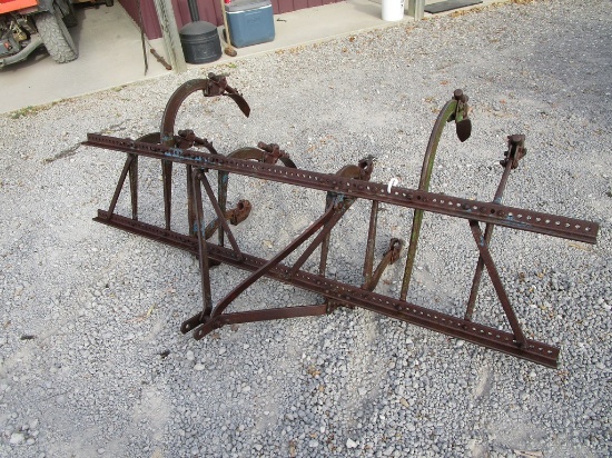 3PT 2-ROW CULTIVATOR 8 SHANK