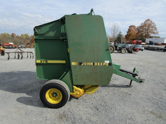 JD 375 RD BALER