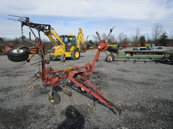 4 BASKET HYD FOLD TEDDER