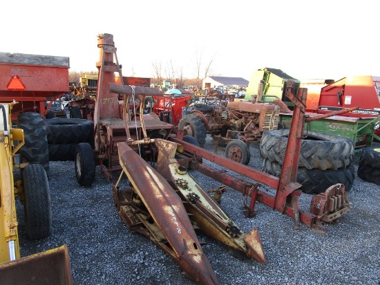 NEW HOLLAND SUPER 717 CHOPPER W/ HEAD