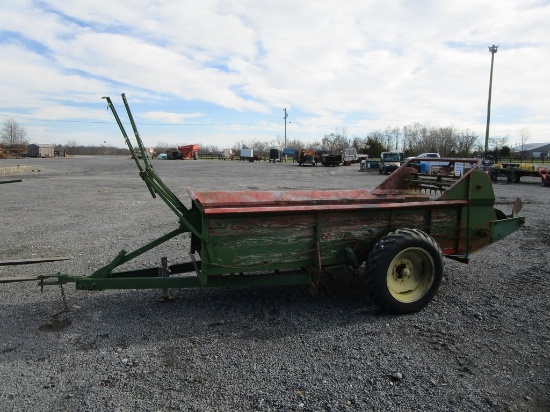 NEW IDEA GROUND DRIVE SPREADER