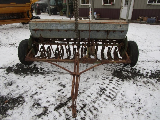 JD GRAIN DRILL