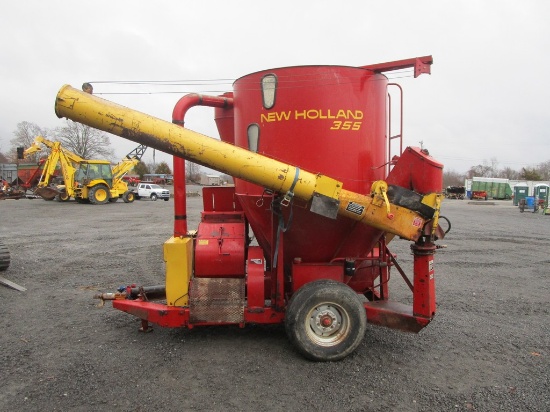 NEW HOLLAND 355 GRINDER MIXER