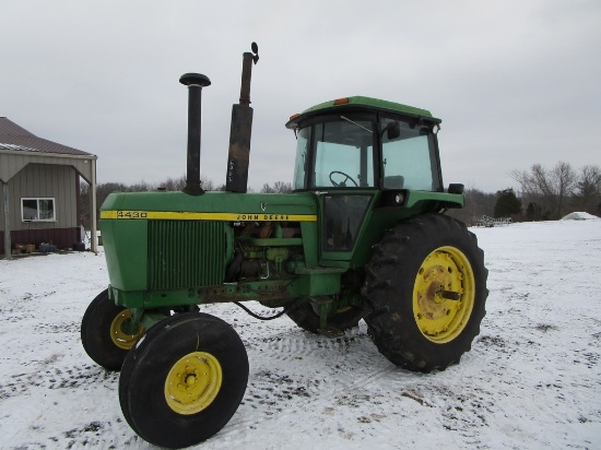JD 4430 CHA TRACTOR