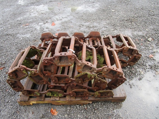 GROUSER SKIDSTEER TRACKS