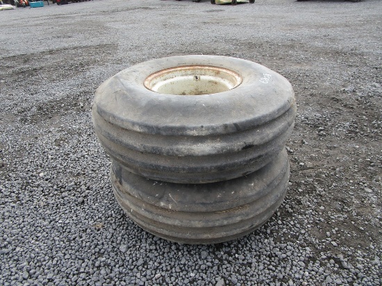 PAIR 11.00-16 QUAD RIB 8 LUG