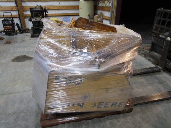 PALLET JOHN DEERE 550 DOZER PARTS