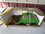 TOY JOHN DEERE 1940 12A COMBINE