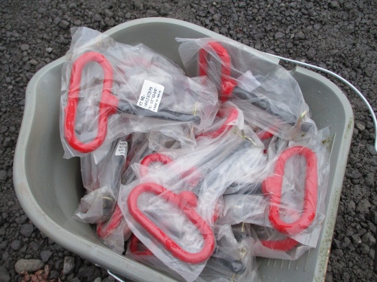 BUCKET OF HITCH PINS 1/2 X 3 5/8