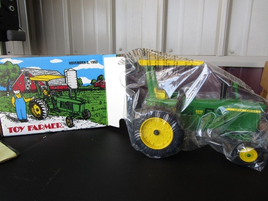 JOHN DEERE 4010 DIESEL W ROLLBAR AND CANOPY TOY