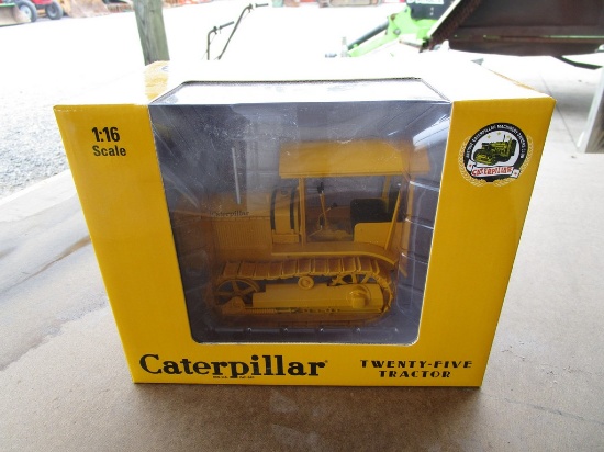CATERPILLER 25 TRACTOR CRAWLER TOY