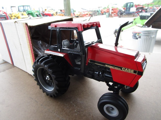 CASE IH 2594 TRACTOR IH TOY