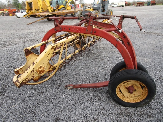 NEW HOLLAND 256 DOLLY RAKE