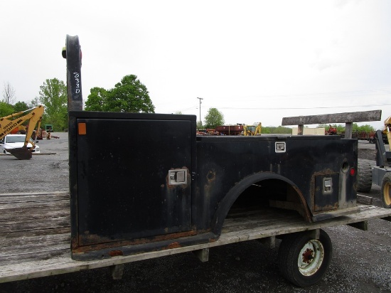 CM TRUCK BED W/ TOOL BOX