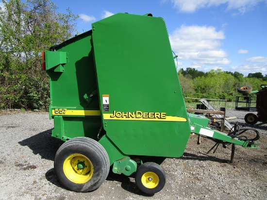 JOHN DEERE 557 RD BALER
