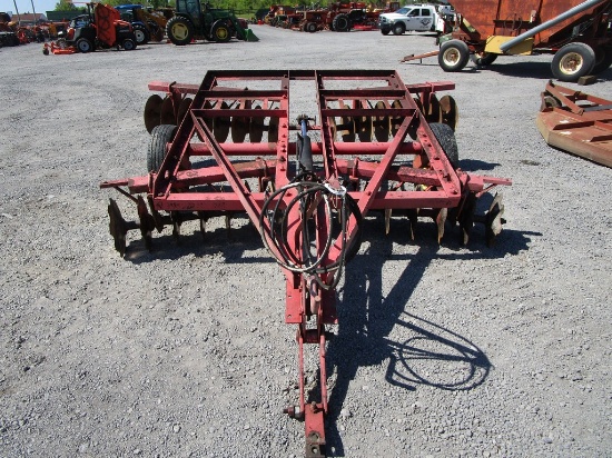 IH 9' WHEEL DISC W/ CYLINDER