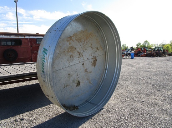 HASTINGS 750 GALLON STEEL WATER TUB