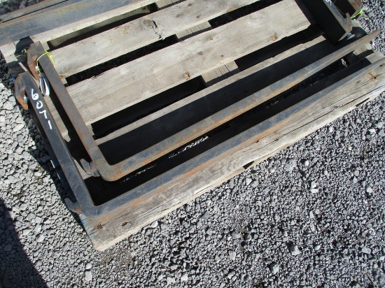 PAIR 42" PALLET FORKS