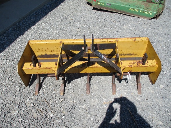 YELLOW 5' GRADER BOX W TEETH