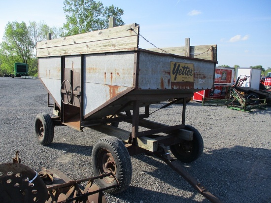 YETTER GRAVITY WAGON ON 5 GEAR LUG