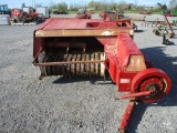 IH 430 SQ BALER