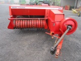 MASSEY FERGUSON 220 SQ BALER