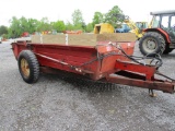 INTERNATIONAL 555 MANURE SPREADER