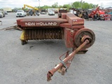 NEW HOLLAND 310 SQ BALER