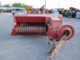 MASSEY FERGUSON 220 SQ BALER