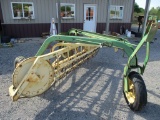 JOHN DEERE 660 DOLLY RAKE