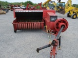 MASSEY FERGUSON 124 SQ BALER