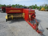 NEW HOLLAND 565 SQ BALER