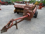 NEW HOLLAND 275 SQ BALER